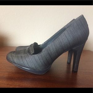Ann Marino Platform Pumps